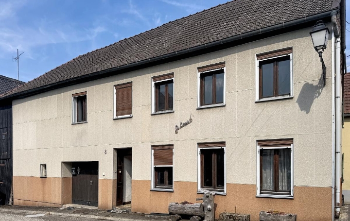 Maison   RUSS  131 m2 97 000 € 